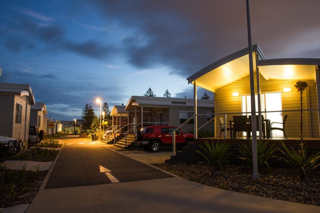 Nrma Stockton Beach Holiday Park Hotel Kamer foto