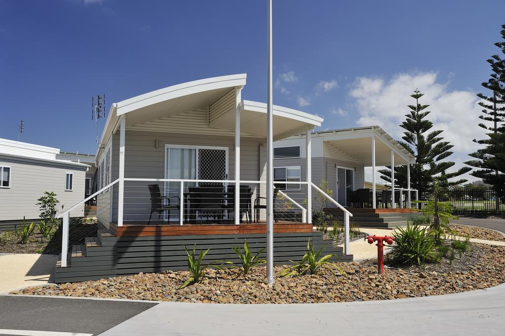 Nrma Stockton Beach Holiday Park Hotel Kamer foto